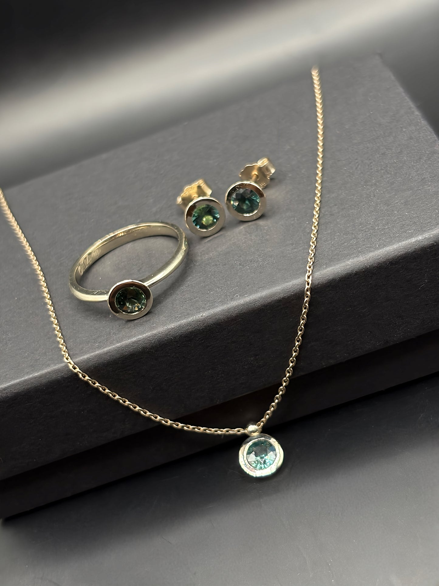 Green Sapphire Simple Set