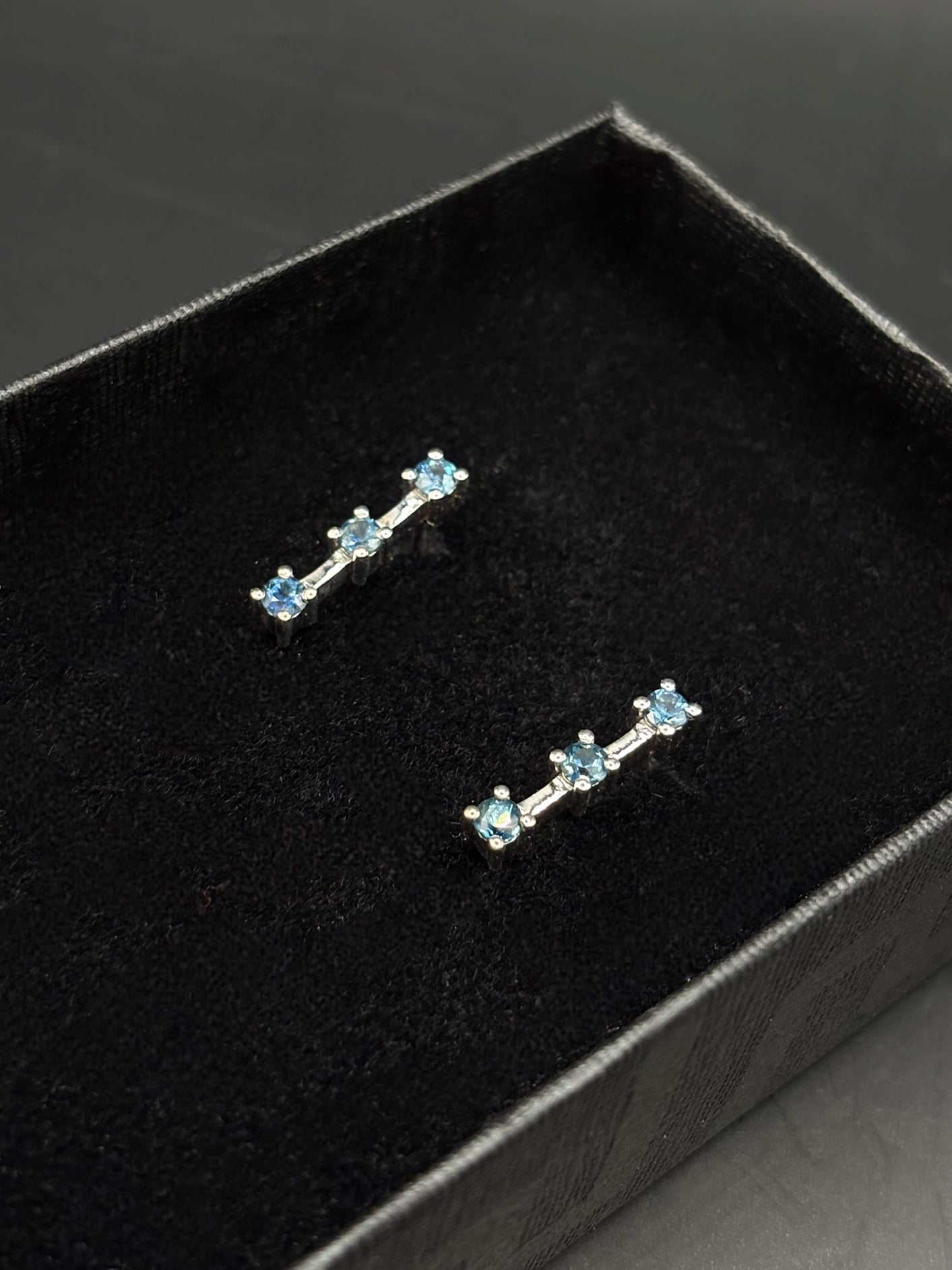 Three Sapphire Gold Earings