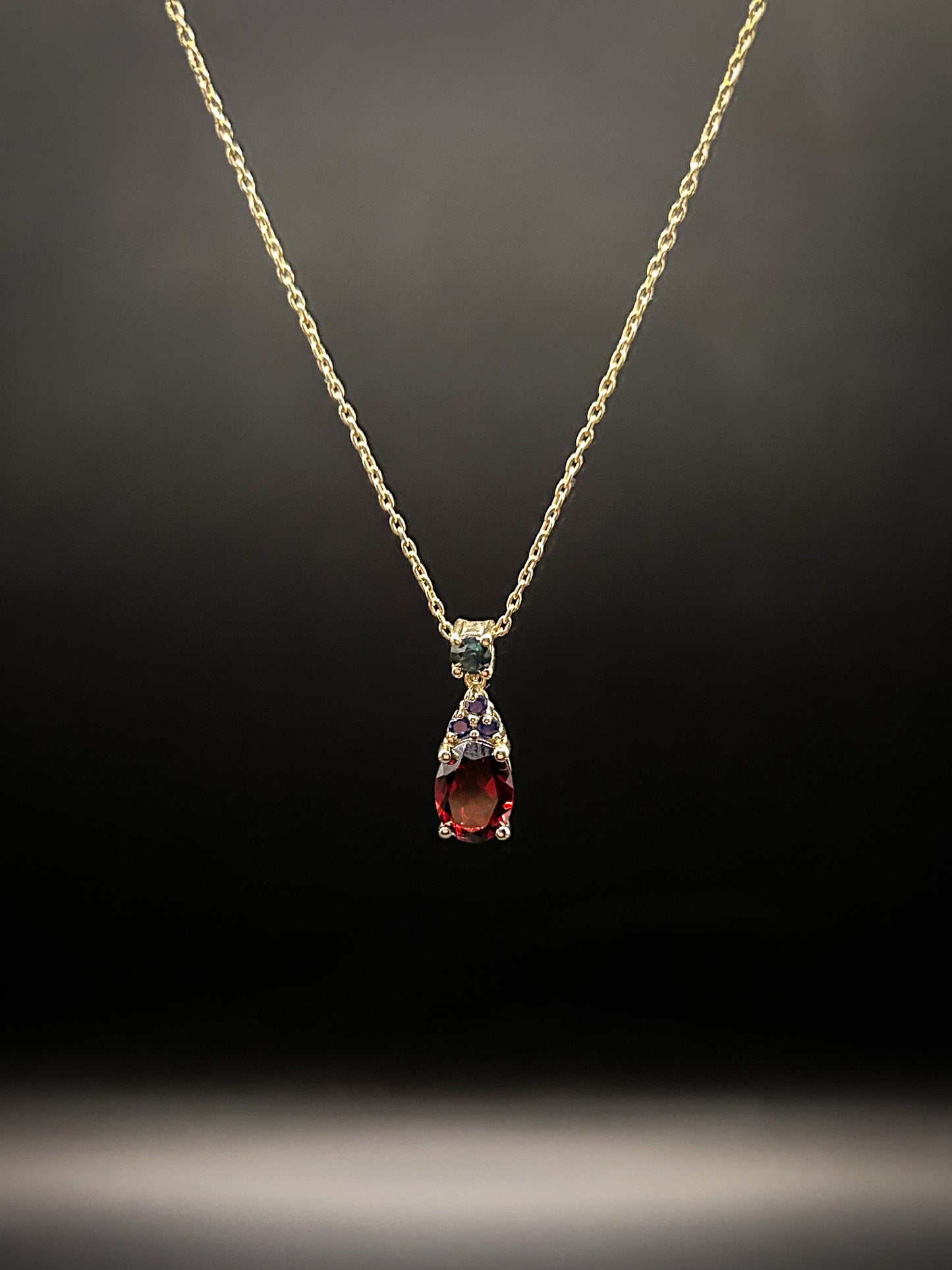 Gold Necklace & Earrings Set With Natural Garnets & Sapphires