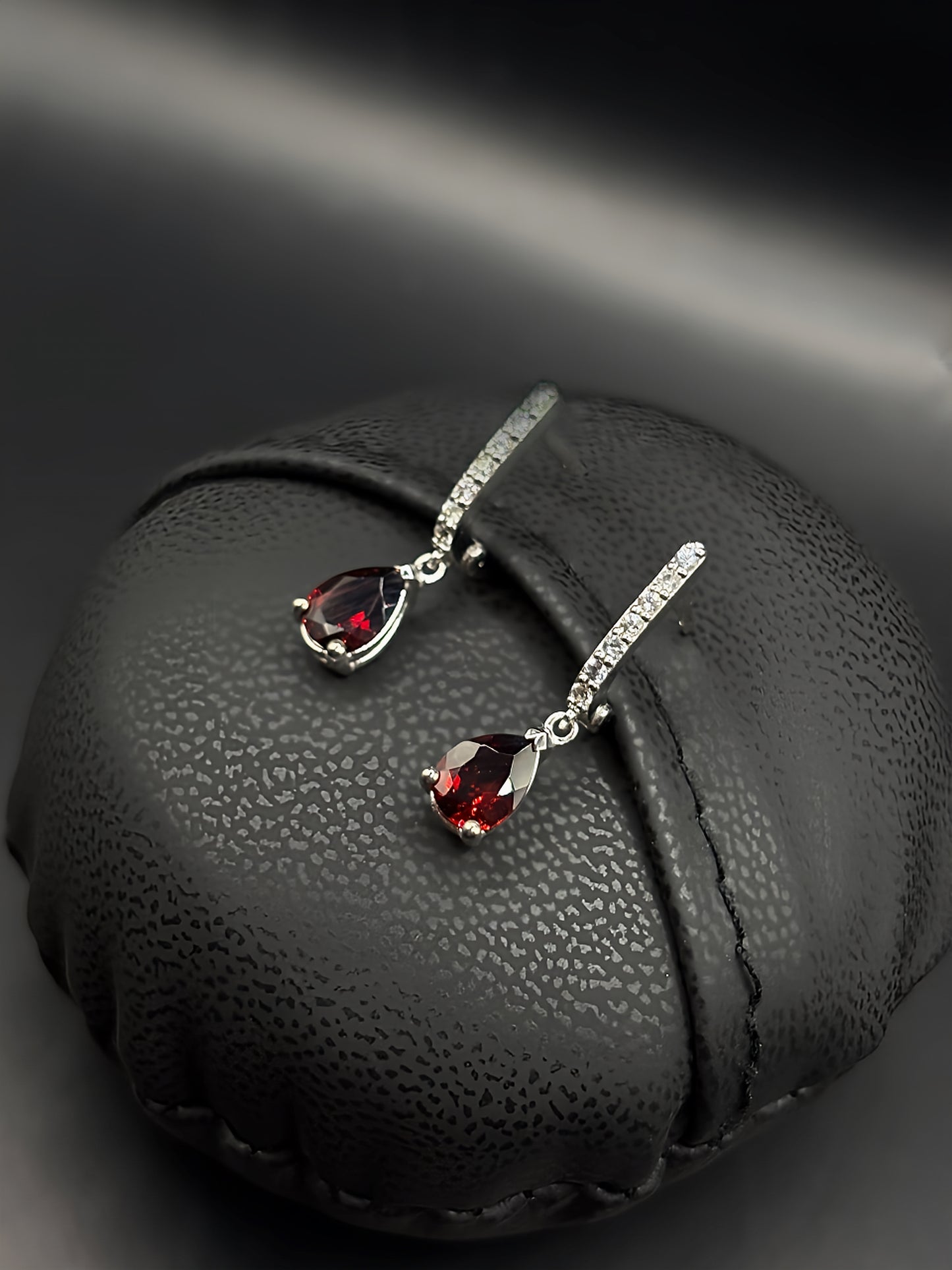 White Gold Set Featuring Red Pear Shaped Garnets & White Sapphire Entourage
